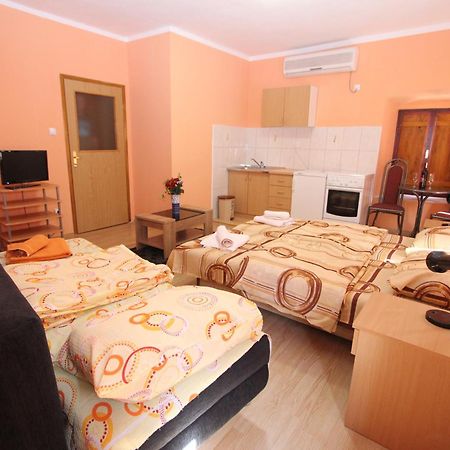 Apartment Stari Grad Требинье Номер фото